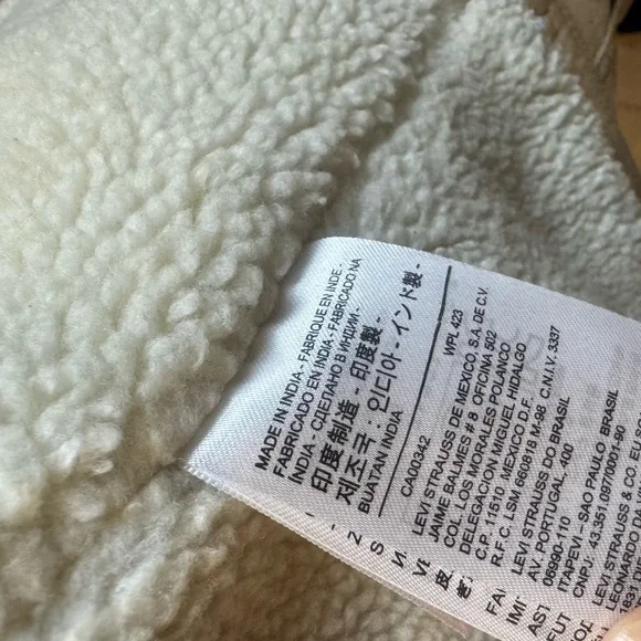 Rare Levi’s Women’s Goat Suede Sherpa Trucker Jacket – Tan – Size S - Picture 8 of 12